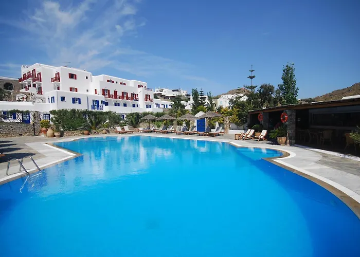 Kamari Hotel