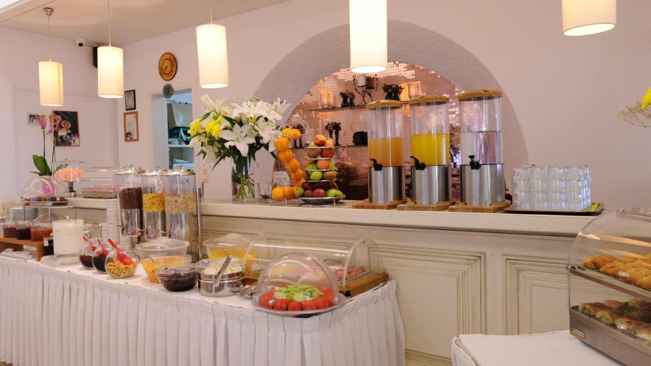 Kamari Hotel 3*